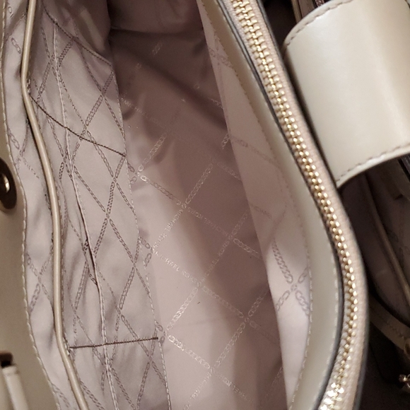 Michael Kors Large Gramercy Satchel - Picture 10 of 11